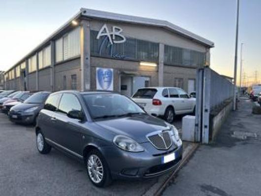 Ypsilon