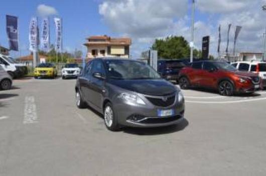 usato LANCIA Ypsilon