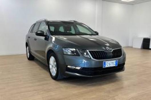 usato SKODA Octavia