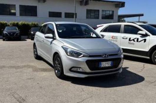 usato HYUNDAI i20