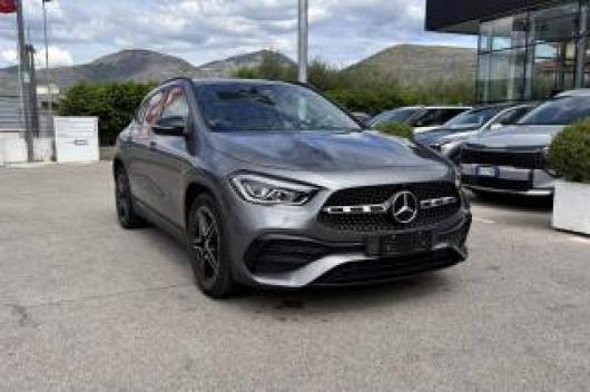 usato MERCEDES GLA 200