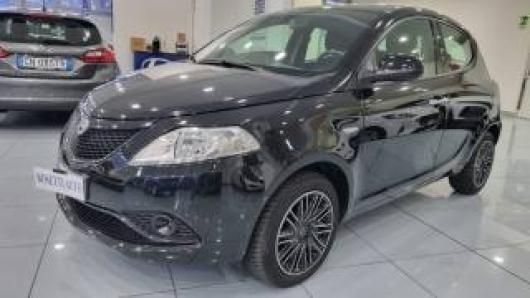 usato LANCIA Ypsilon