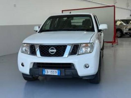 usato NISSAN Navara