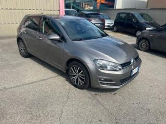 usato VOLKSWAGEN Golf
