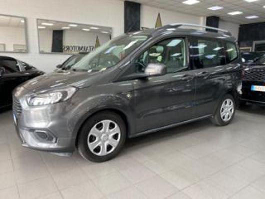 usato FORD Tourneo Courier