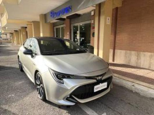 usato TOYOTA Corolla