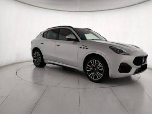 usato MASERATI Grecale