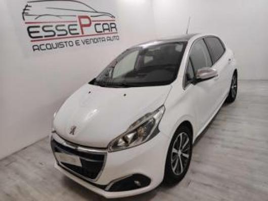usato PEUGEOT 208
