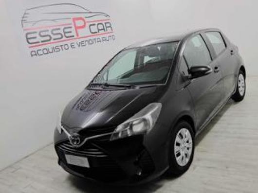 usato TOYOTA Yaris