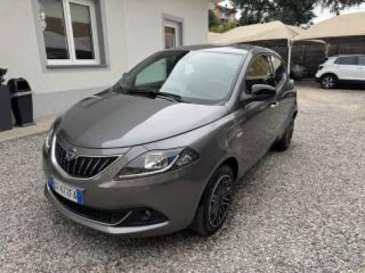 usato LANCIA Ypsilon