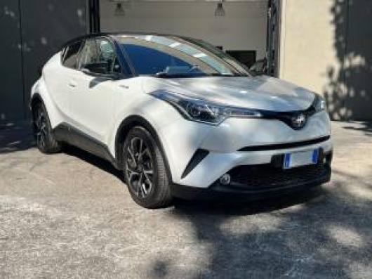 usato TOYOTA C HR