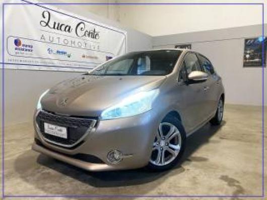 usato PEUGEOT 208