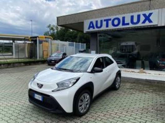 usato TOYOTA Aygo X