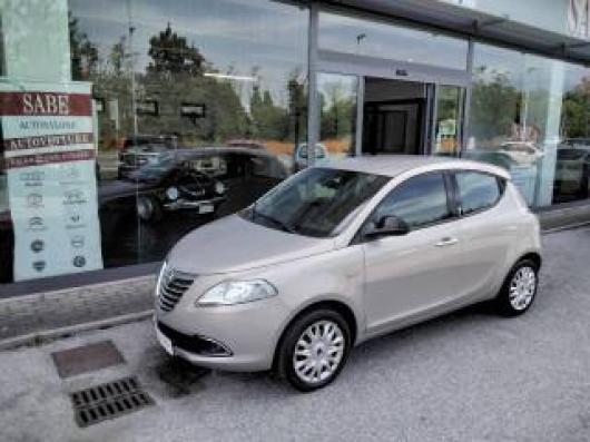 usato LANCIA Ypsilon