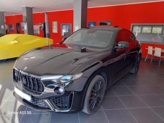 usato MASERATI Levante