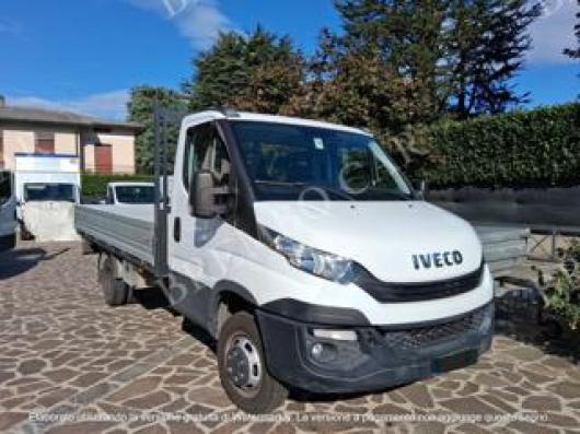 usato IVECO Daily