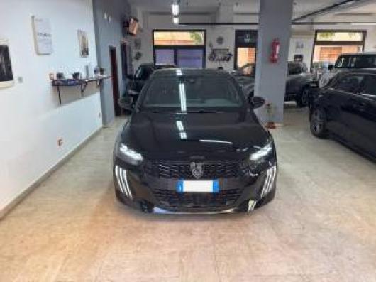 usato PEUGEOT 208