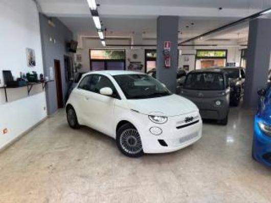 Km 0 FIAT 500