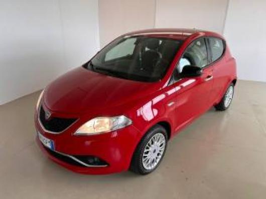 usato LANCIA Ypsilon