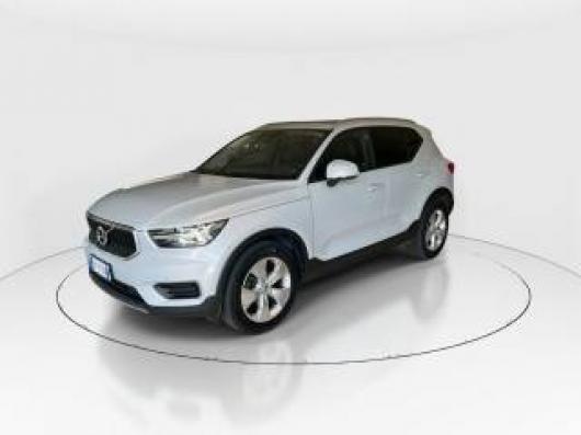 usato VOLVO XC40