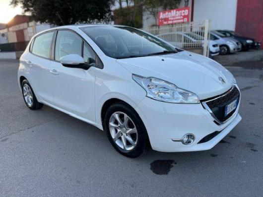 usato PEUGEOT 208