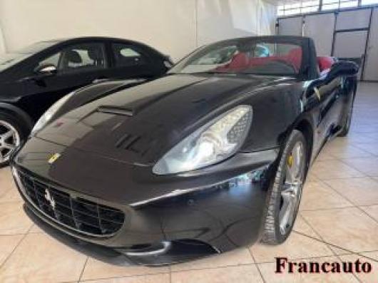 usato FERRARI California