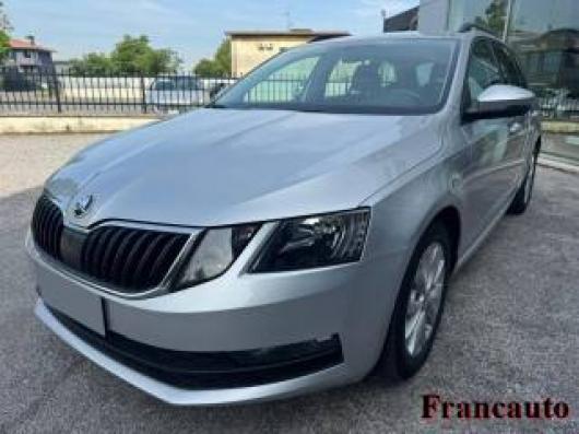 usato SKODA Octavia