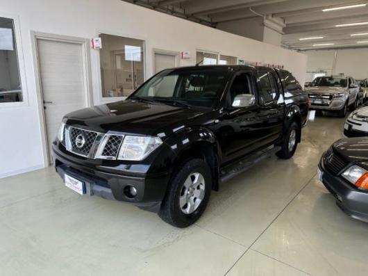 usato NISSAN Navara