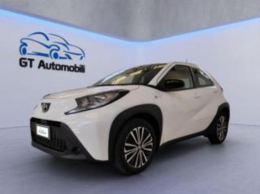 usato TOYOTA Aygo X