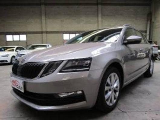 usato SKODA Octavia