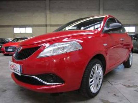 usato LANCIA Ypsilon
