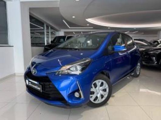usato TOYOTA Yaris