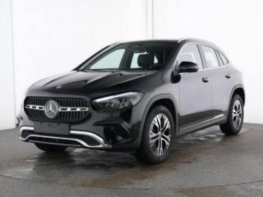 usato MERCEDES GLA 180
