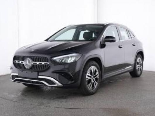 usato MERCEDES GLA 180
