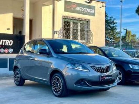 usato LANCIA Ypsilon