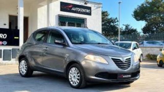 usato LANCIA Ypsilon
