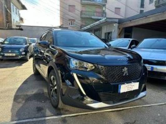 usato PEUGEOT 2008