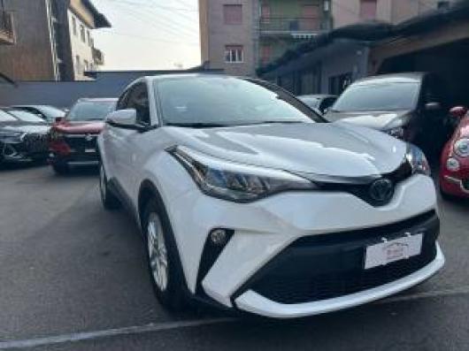 usato TOYOTA C HR