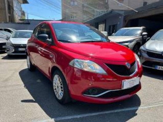 usato LANCIA Ypsilon