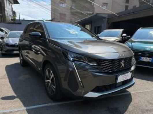 usato PEUGEOT 5008