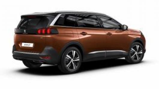 usato PEUGEOT 5008