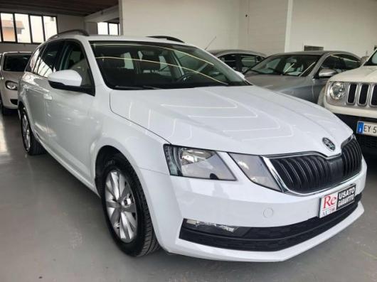 usato SKODA Octavia