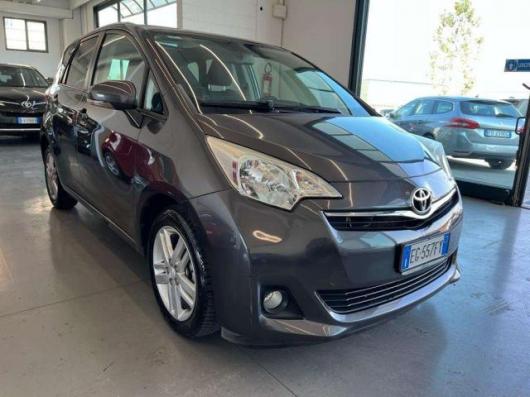 usato TOYOTA Verso S