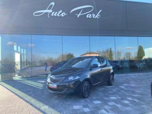 usato LANCIA Ypsilon
