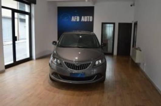 usato LANCIA Ypsilon