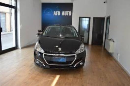 usato PEUGEOT 208