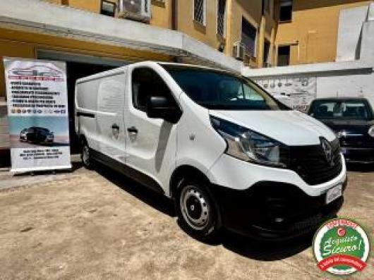 usato RENAULT Trafic