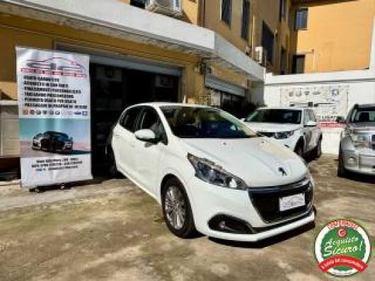 usato PEUGEOT 208
