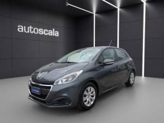 usato PEUGEOT 208