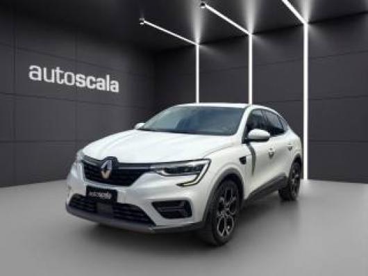 usato RENAULT Arkana